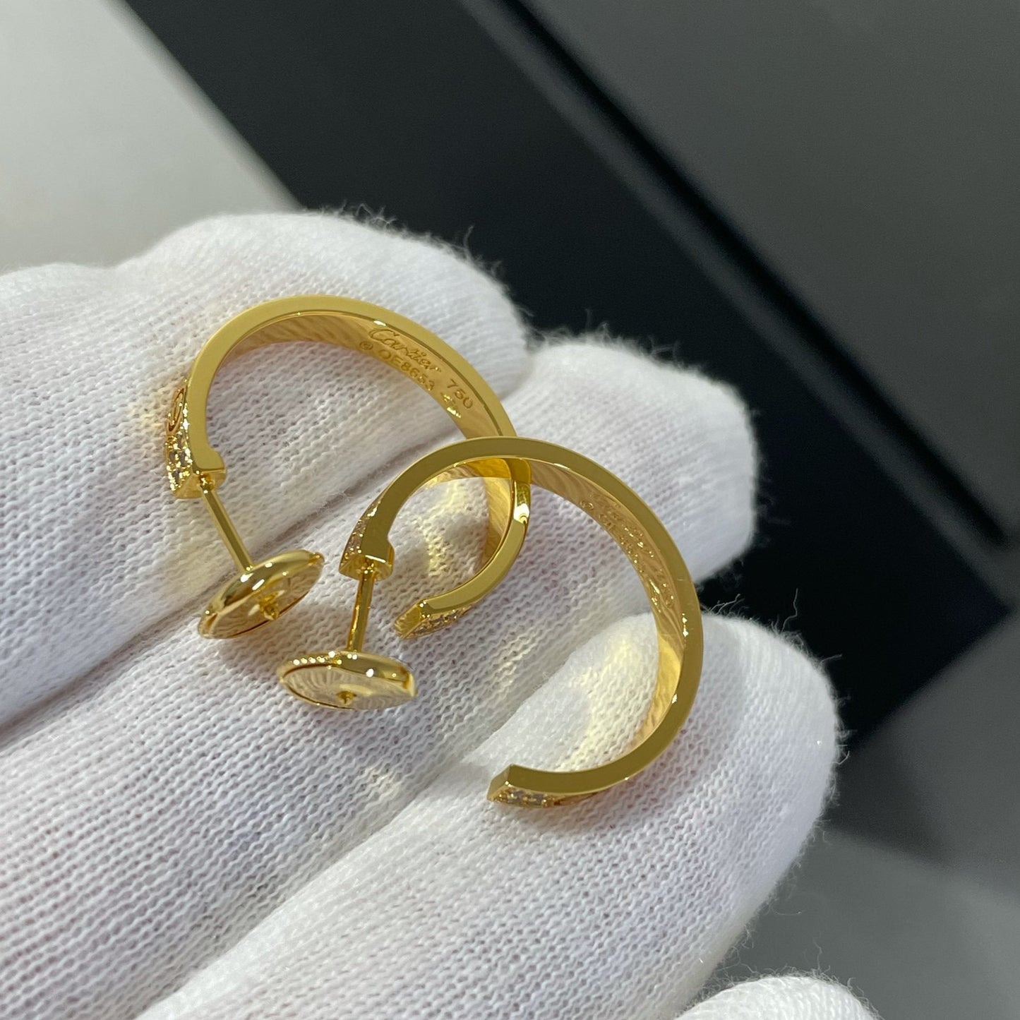 ¡®Moco¡¯LOVE DIAMOND GOLD HOOP EARRINGS