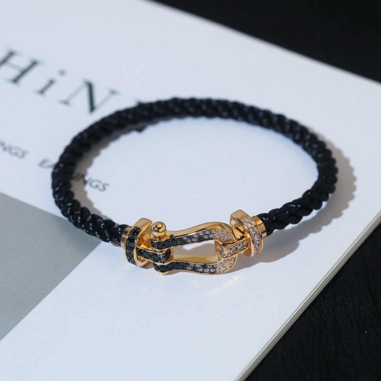 ¡®Moco¡¯FORCE LARGE HORSESHOE BLACK WHITE DIAMOND BRACELET ROSE GOLD