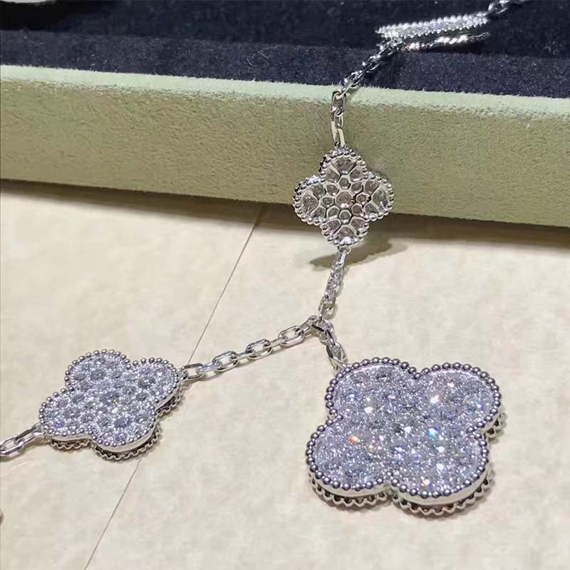 ¡®Moco¡¯CLOVER 6 MOTIFS SILVER DIAMOND BRACELET
