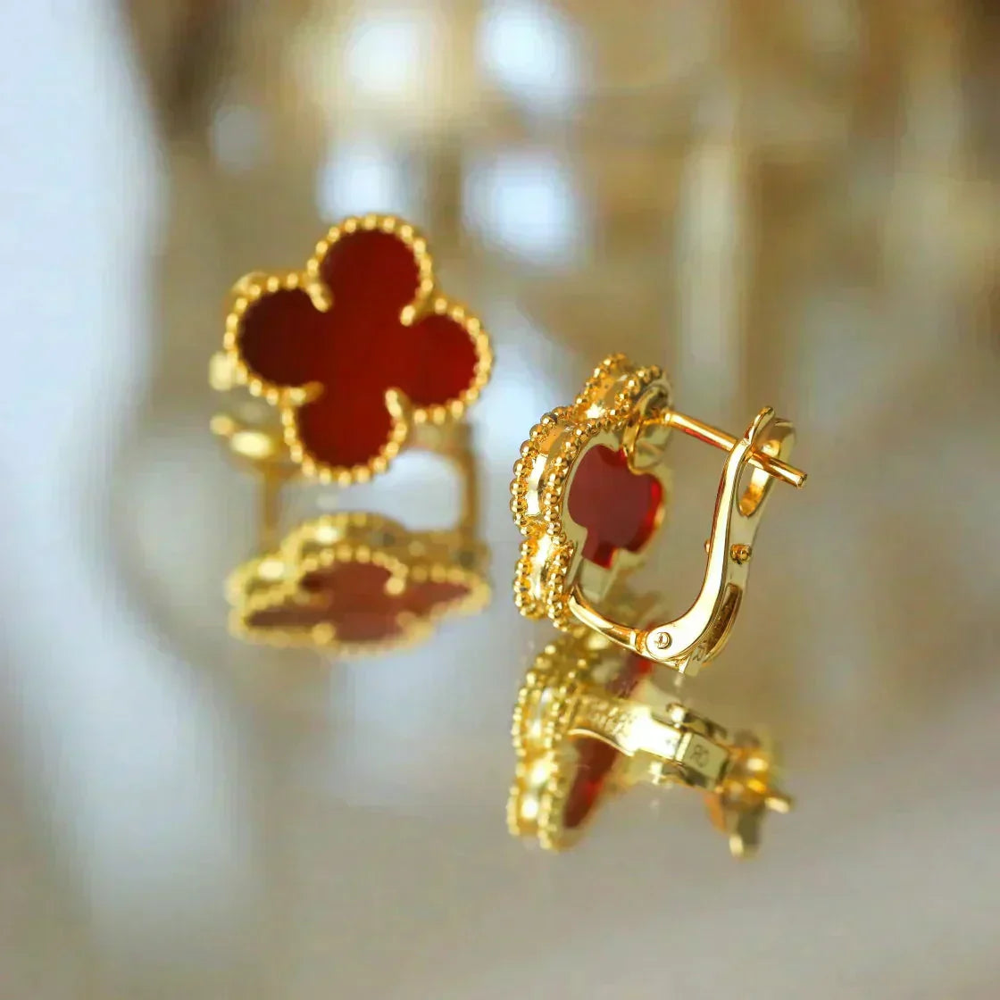 ¡®Moco¡¯CLOVER MEDIUM 1 MOTIFS CARNELIAN EARRINGS
