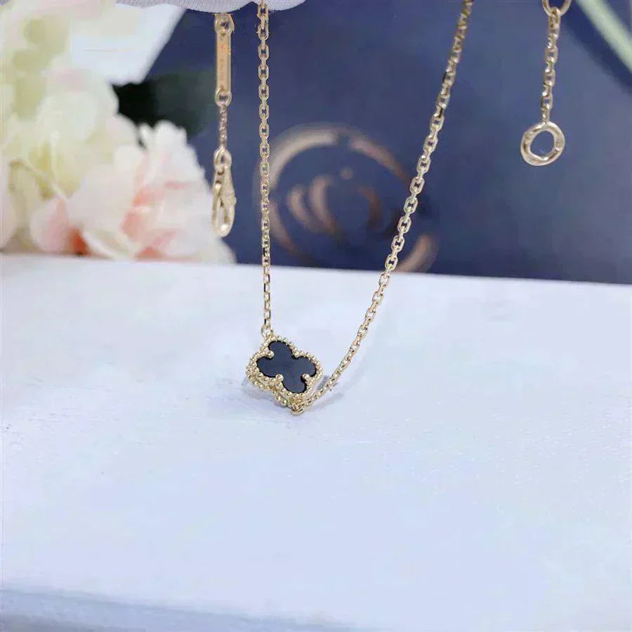 ¡®Moco¡¯CLOVER ONYX SINGLE FLOWER BRACELET