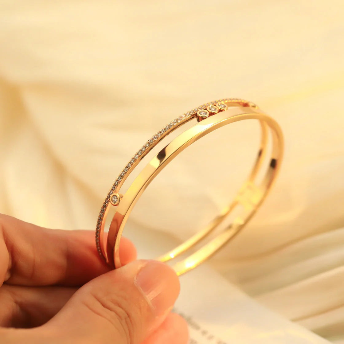 [ Moco ]Move Romane Diamond Bangle Bracelet
