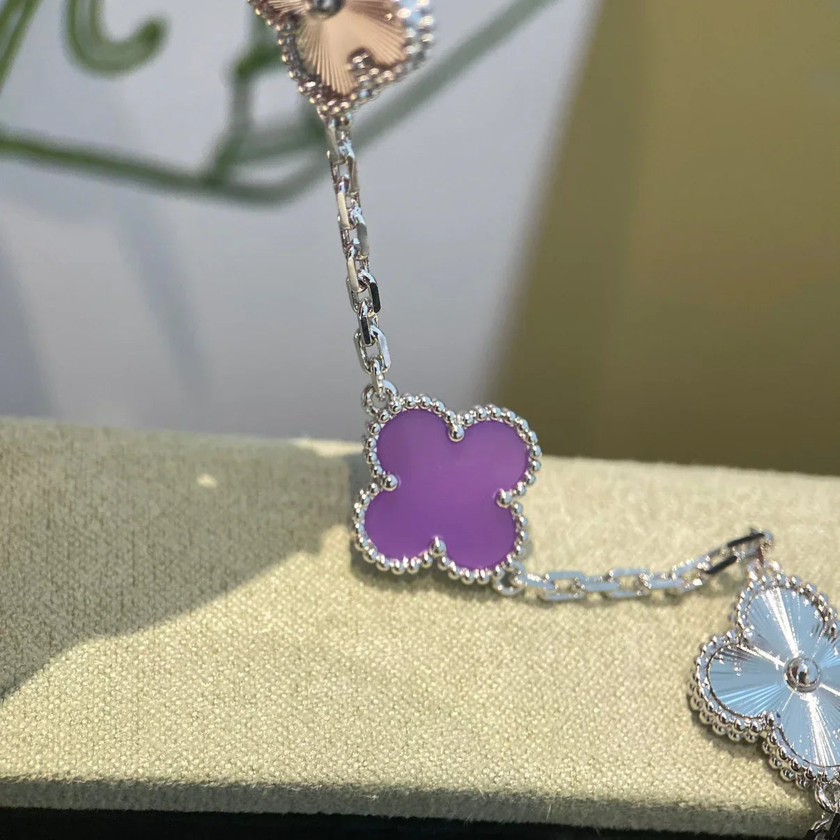 [Moco]New  CLOVER 5 MOTIF VIOLET BRACELET COLLECTION