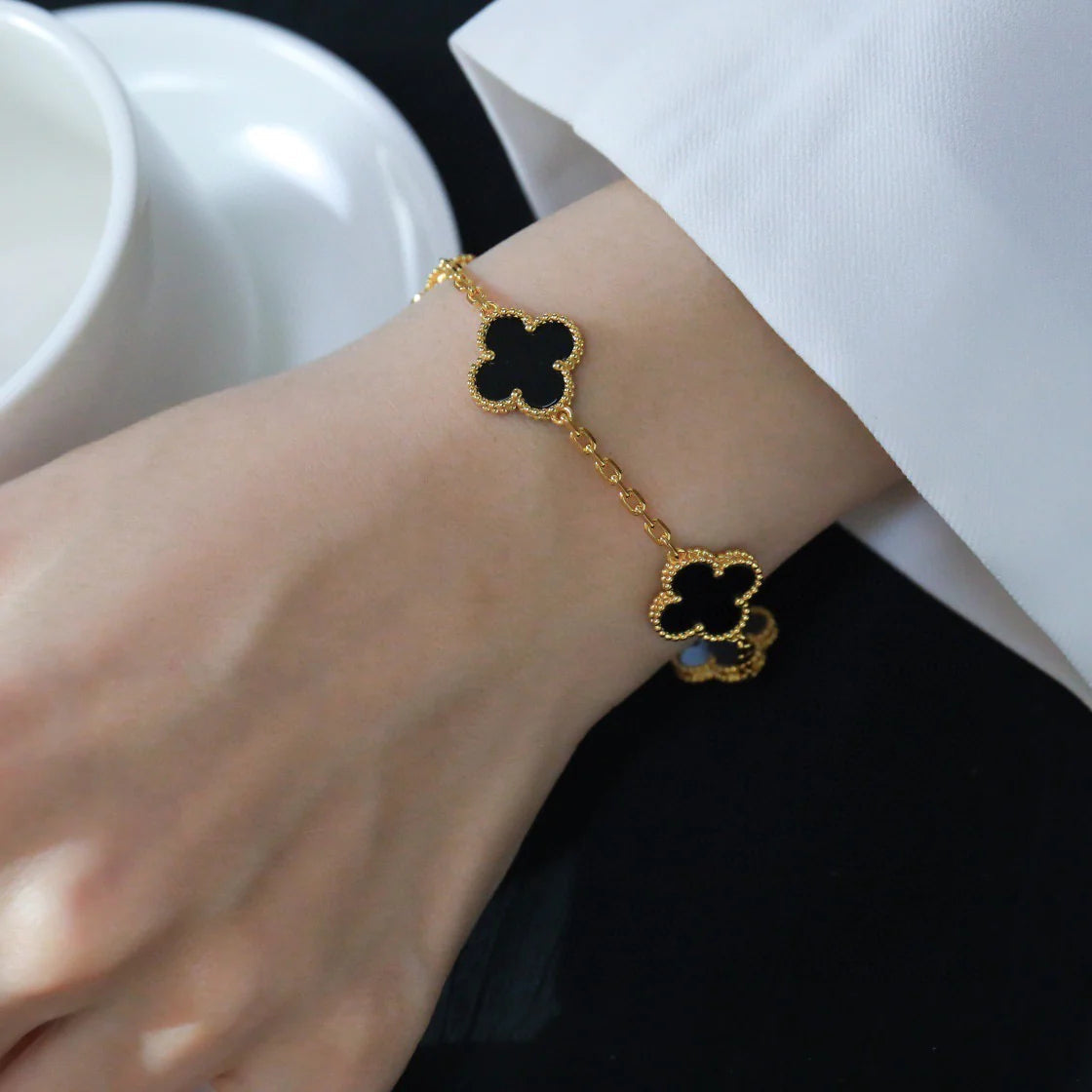 [Moco]New CLOVER 5 MOTIF ONYXS BRACELET COLLECTION