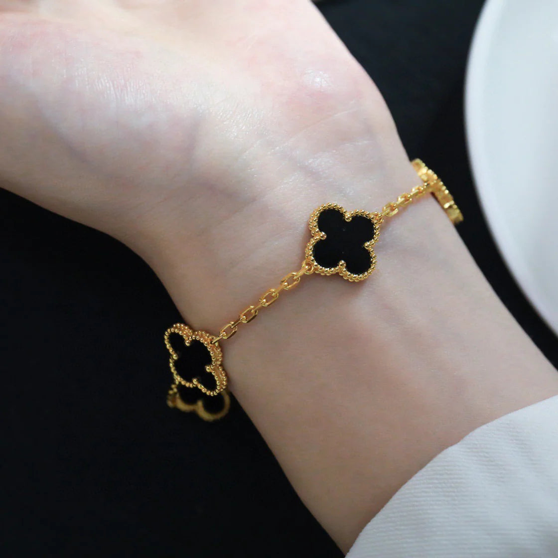 [Moco]New CLOVER 5 MOTIF ONYXS BRACELET COLLECTION