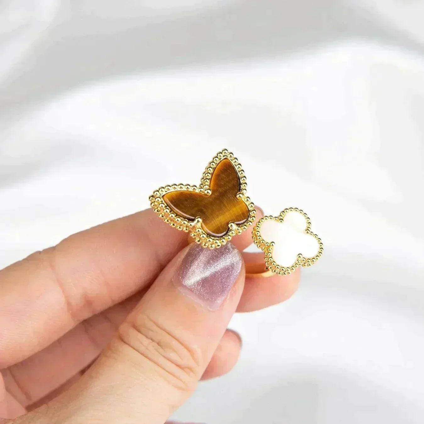 ¡®Moco¡¯LUCKY BETWEEN THE FINGER RING