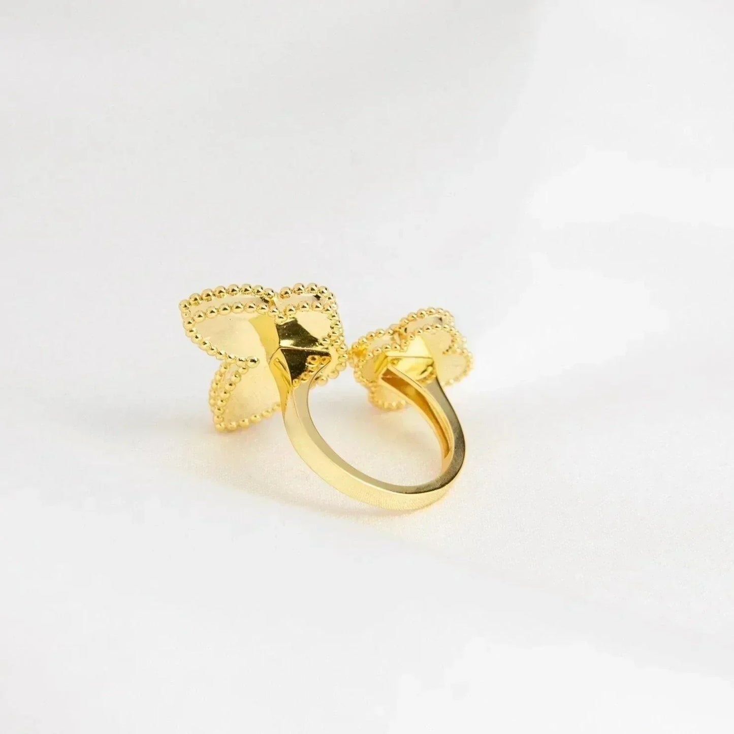 ¡®Moco¡¯LUCKY BETWEEN THE FINGER RING