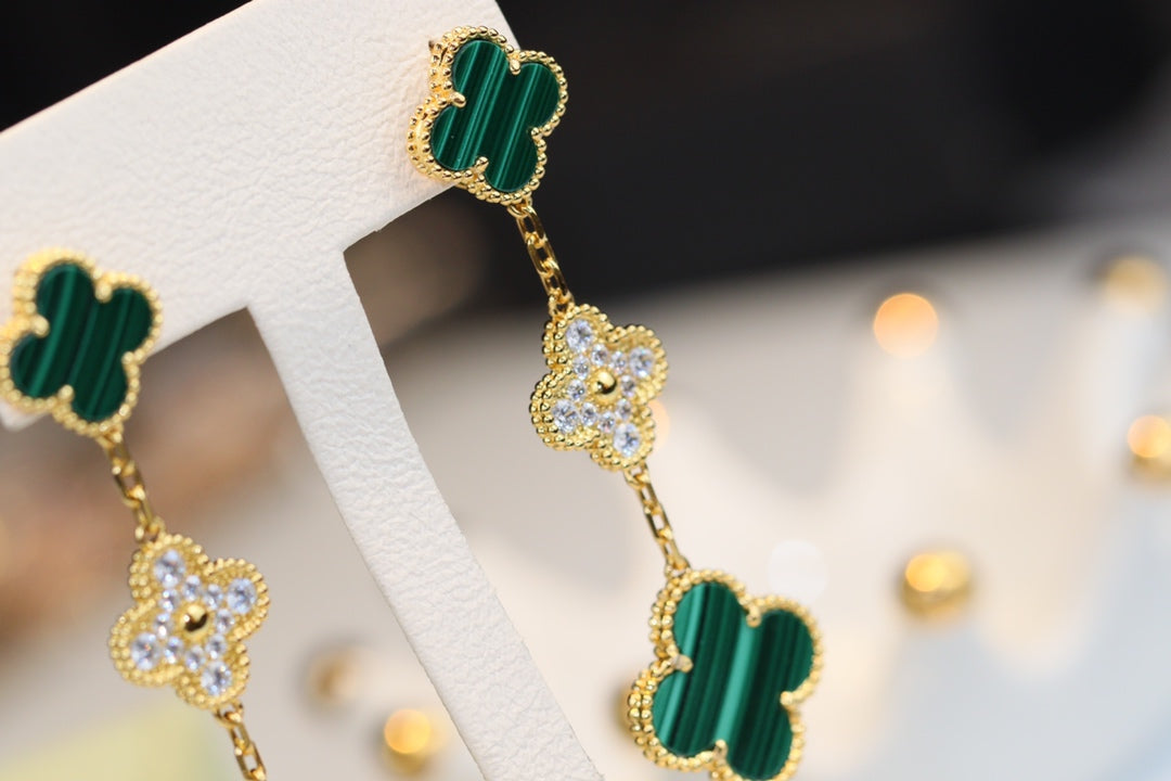 ¡®Moco¡¯CLOVER EARRINGS GOLD MALACHITE DIAMOND 3 MOTIF