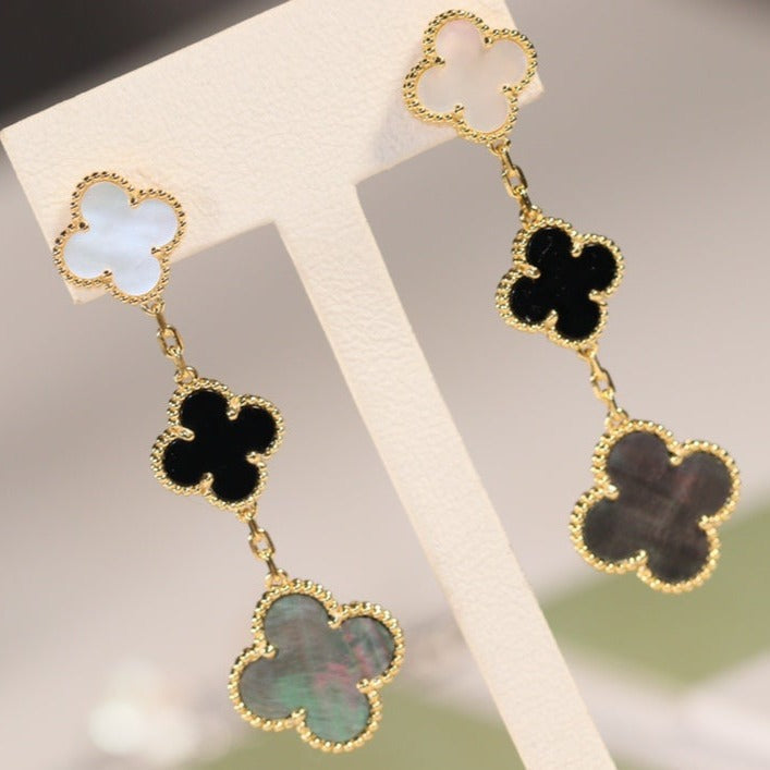 ¡®Moco¡¯CLOVER EARRINGS GOLD ONYX MOP 3 MOTIF