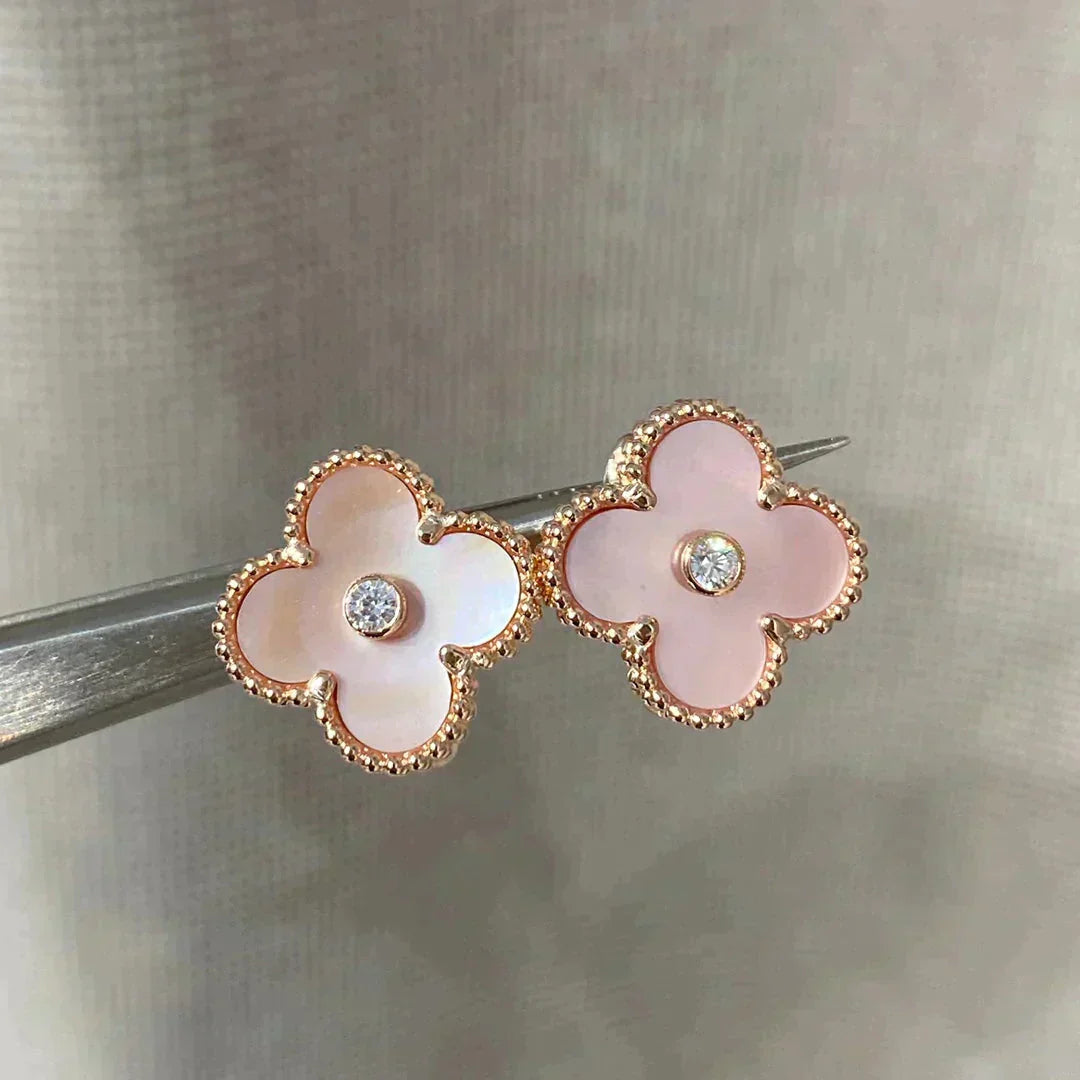¡®Moco¡¯CLOVER MEDIUM 1 MOTIFS  PINK MOP DIAMOND EARRINGS