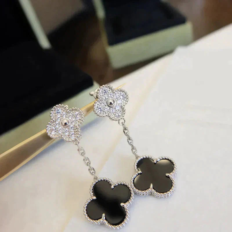 ¡®Moco¡¯CLOVER 2 MOTIFS  DIAMOND ONYX EARRINGS SILVER