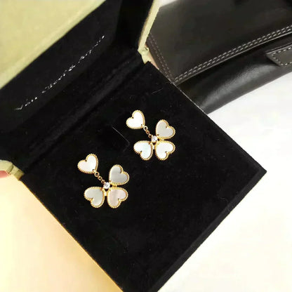 ¡®Moco¡¯CLOVER SWEET WHITE MOP EARRINGS