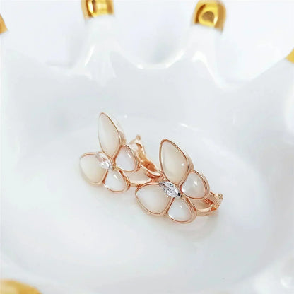 ¡®Moco¡¯BUTTERFLY MOP DIAMOND EARRINGS