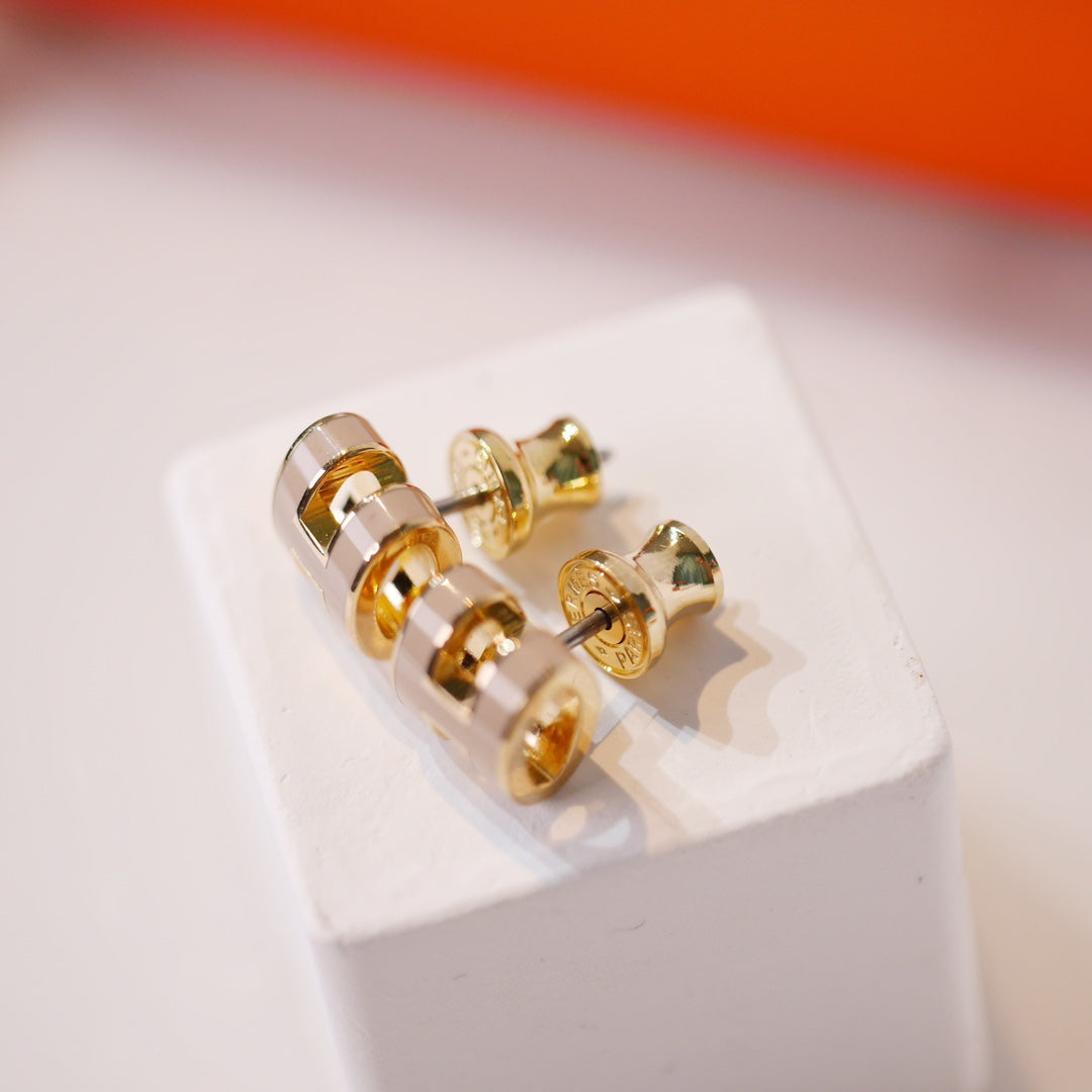¡®Moco¡¯MINI POP H GOLD EARRINGS GREY