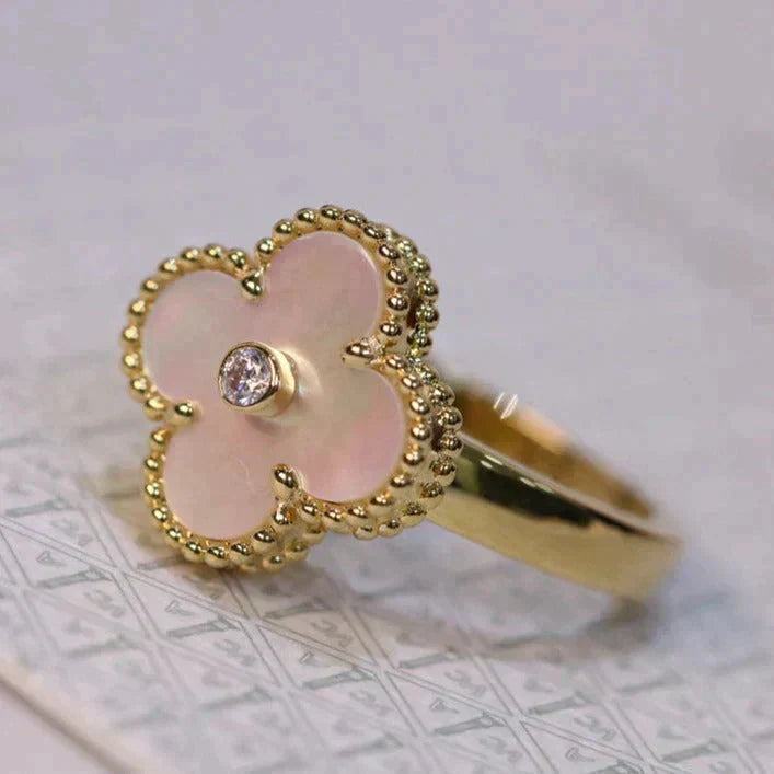 ¡®Moco¡¯CLOVER PINK MOP RING GOLD DIAMOND