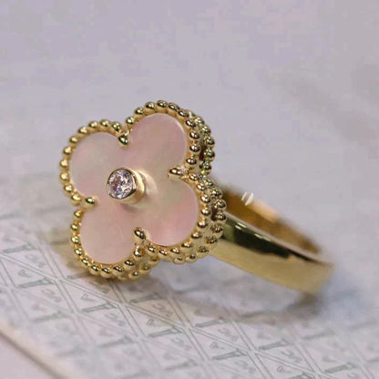 ¡®Moco¡¯CLOVER PINK MOP RING GOLD DIAMOND
