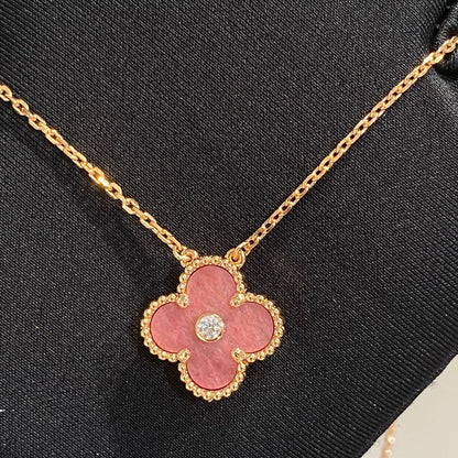 ¡®Moco¡¯CLOVER 15MM DIAMOND RHODONITE NECKLACE