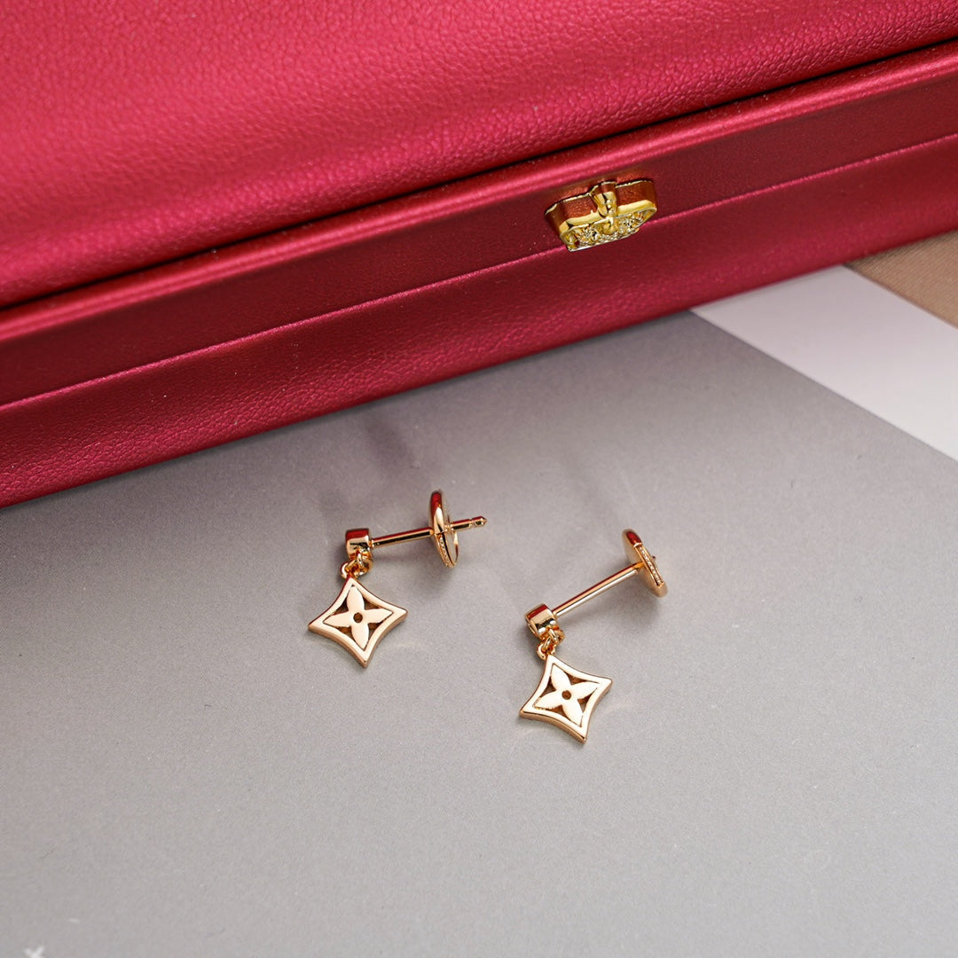 ¡®Moco¡¯STAR EARRINGS GOLD
