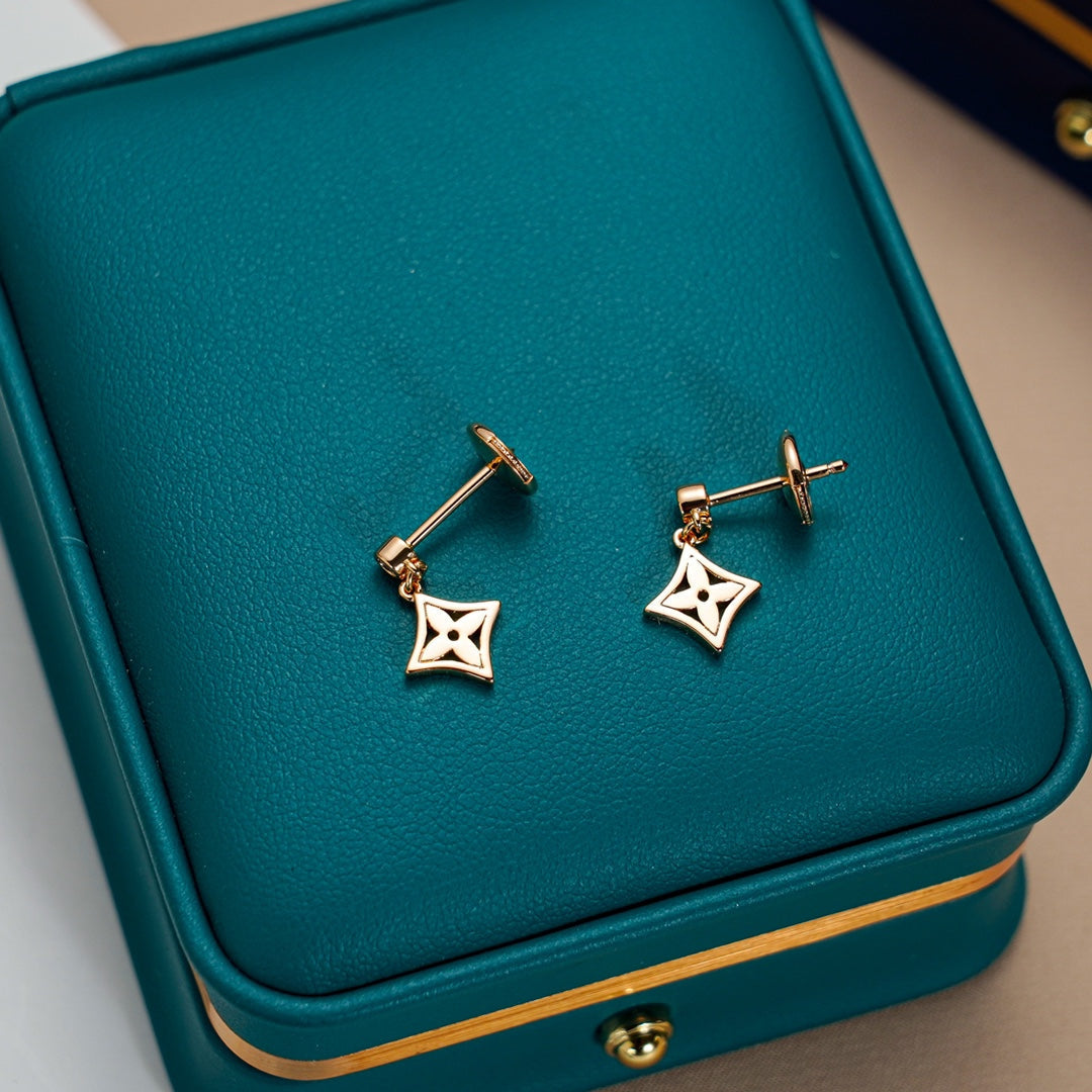¡®Moco¡¯STAR EARRINGS GOLD