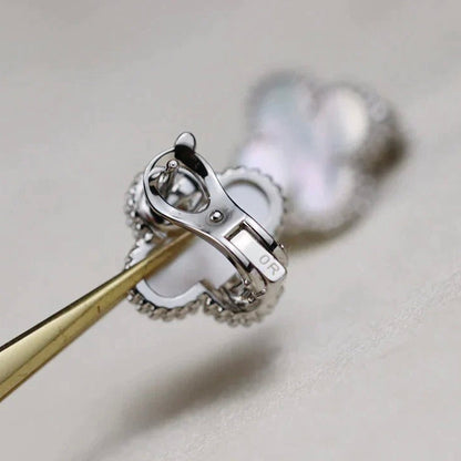 ¡®Moco¡¯CLOVER MEDIUM 1 MOTIFS  WHITE MOP EARRINGS SILVER