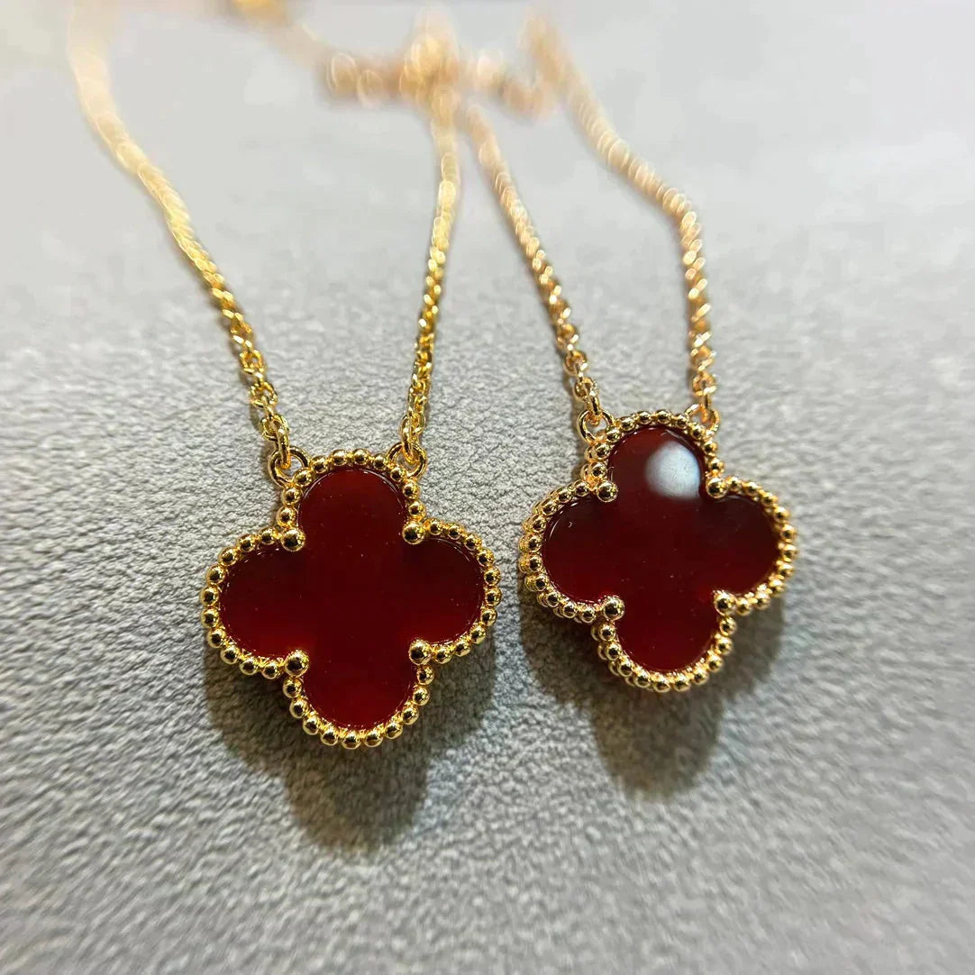 ¡®Moco¡¯CLOVER 15MM CARNELIAN SINGLE FLOWER NECKLACE