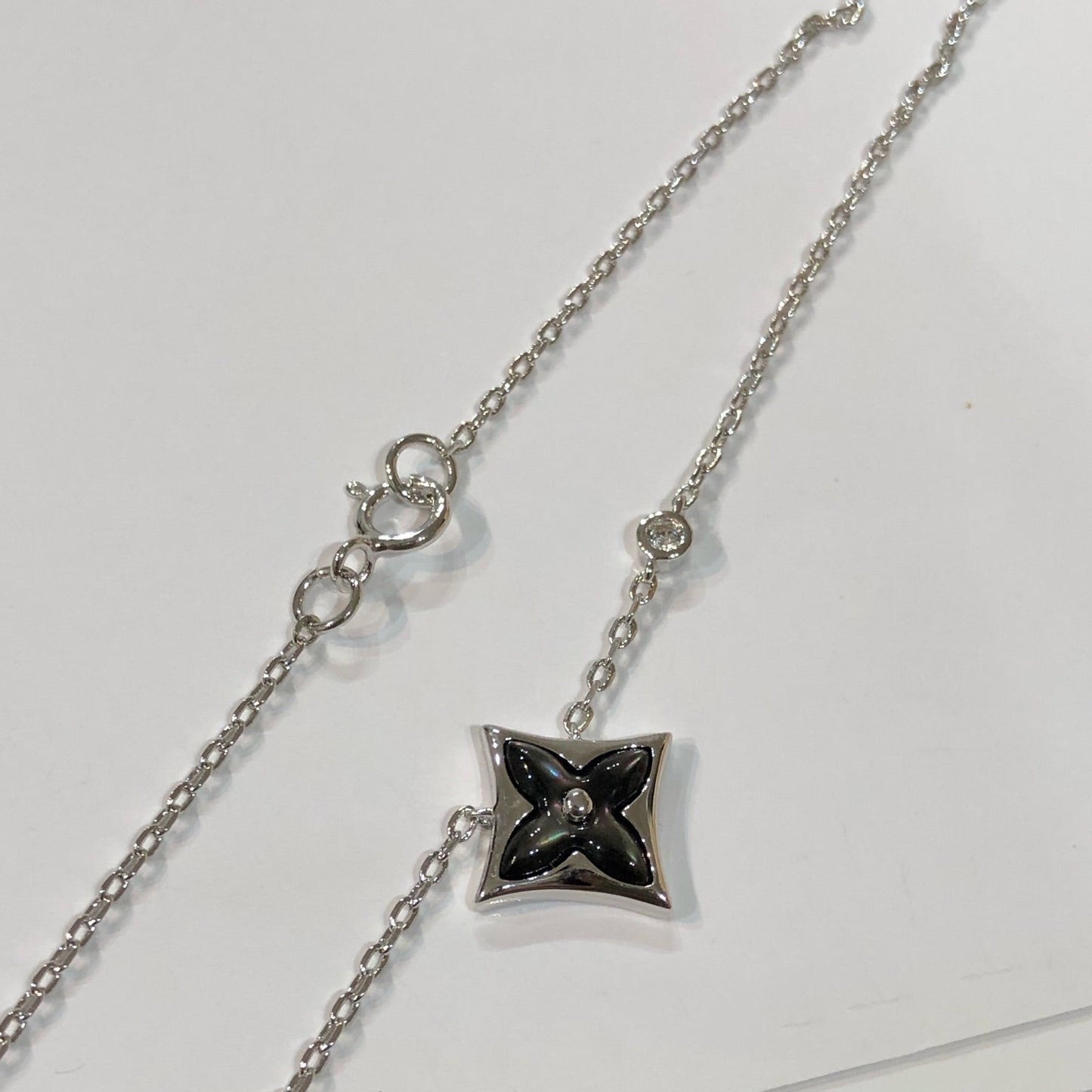 ¡®Moco¡¯STAR BLACK MOP NECKLACE