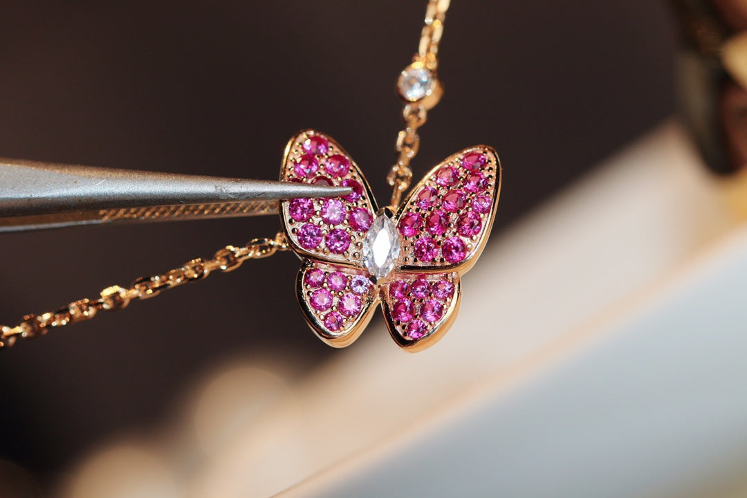 ¡®Moco¡¯BUTTERFLY RED DIAMOND ROSE GOLD NECKLACE