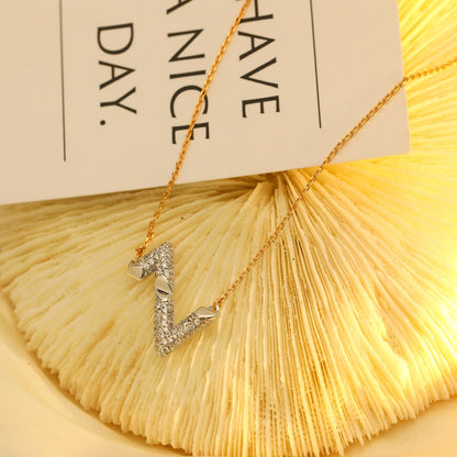 ¡®Moco¡¯VOLT SILVER DIAMOND PEDANT NECKLACE