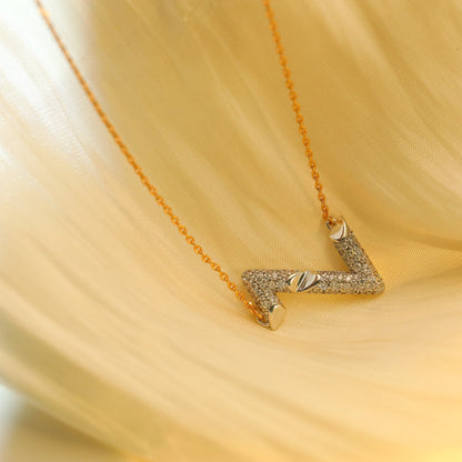 ¡®Moco¡¯VOLT SILVER DIAMOND PEDANT NECKLACE