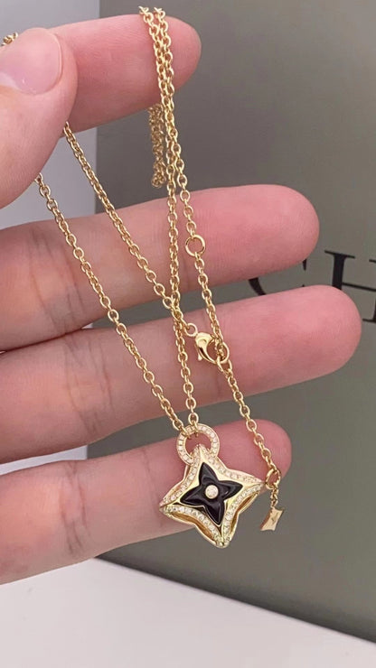 ¡®Moco¡¯STAR PEDANT PINK GOLD DIAMOND NECKLACE