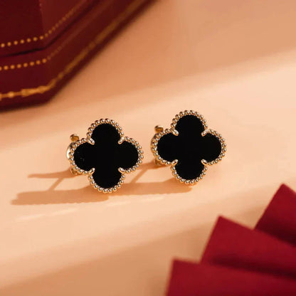 ¡®Moco¡¯CLOVER MEDIUM 1 MOTIFS  ONYX STUD EARRINGS