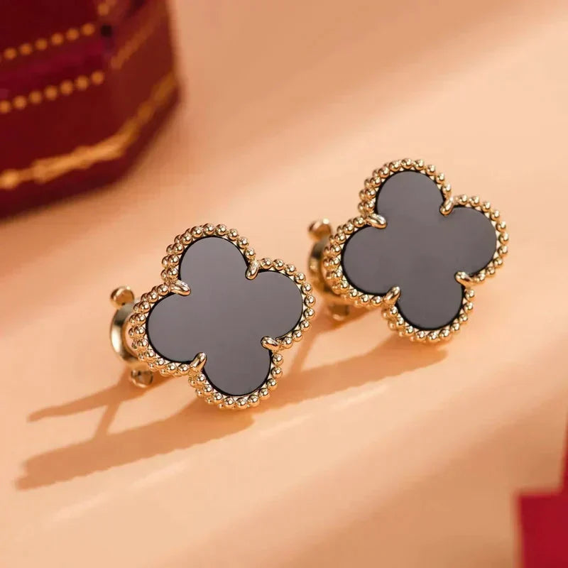 ¡®Moco¡¯CLOVER MEDIUM 1 MOTIFS  ONYX STUD EARRINGS