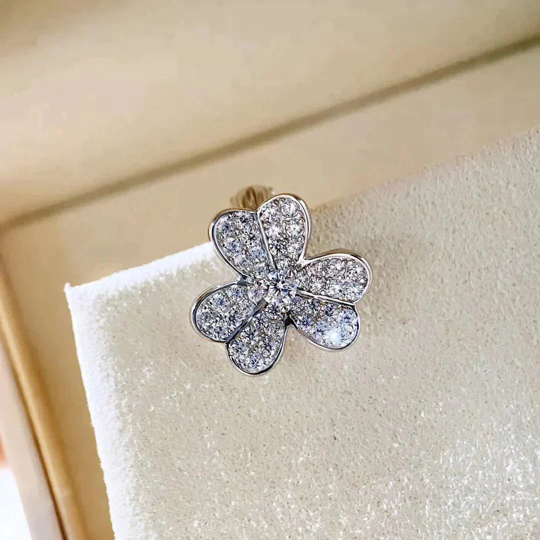 ¡®Moco¡¯CLOVER COMOS DIAMOND EARRINGS SILVER