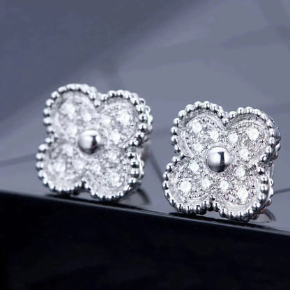¡®Moco¡¯CLOVER 1 MOTIFS DIAMOND STUD EARRINGS SILVER
