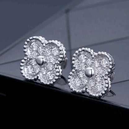 ¡®Moco¡¯CLOVER 1 MOTIFS DIAMOND STUD EARRINGS SILVER