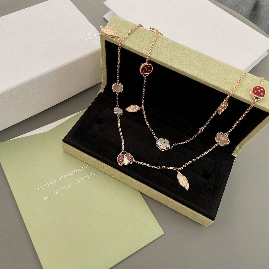 ¡®Moco¡¯LUCKY SPRING 15 MOTIFS ROSE GOLD NECKLACE