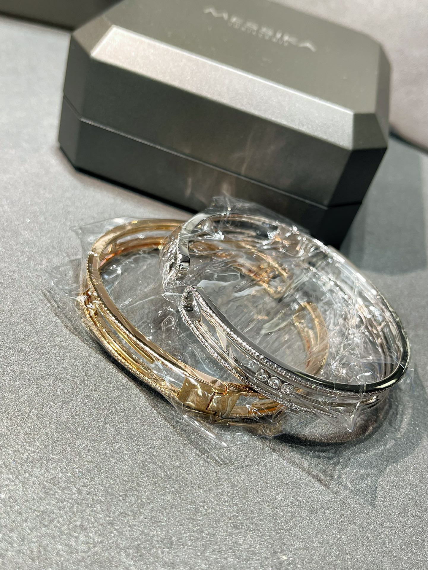 [ Moco ]MOVE 10TH PAVED DIAMOND BRACELET