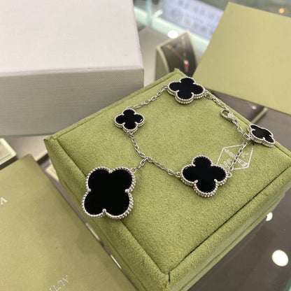 ¡®Moco¡¯CLOVER 5 MOTIFS SIVLER ONYX BRACELET