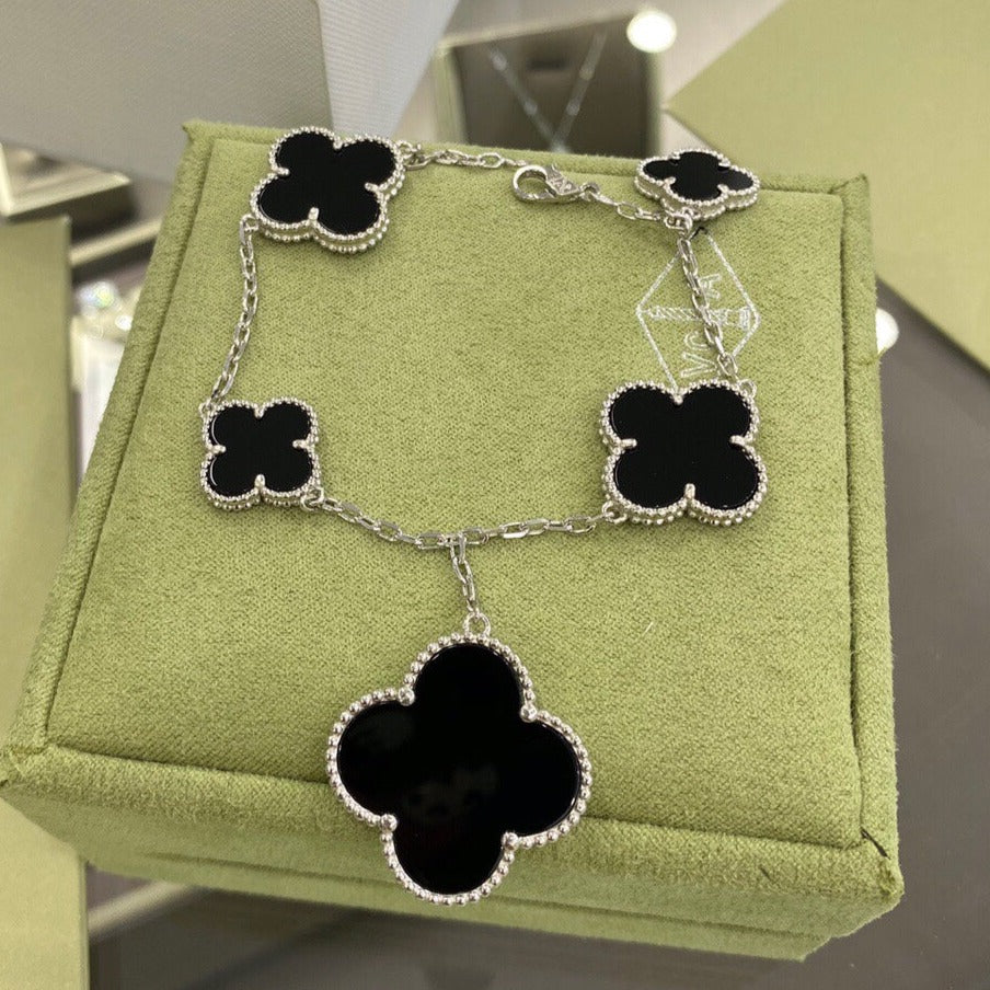 ¡®Moco¡¯CLOVER 5 MOTIFS SIVLER ONYX BRACELET
