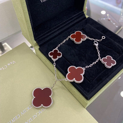 ¡®Moco¡¯CLOVER 5 MOTIFS SIVLER CARNELIAN BRACELET