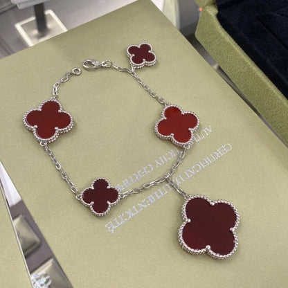 ¡®Moco¡¯CLOVER 5 MOTIFS SIVLER CARNELIAN BRACELET