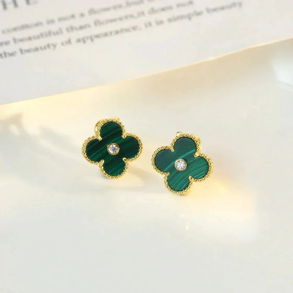 ¡®Moco¡¯CLOVER MEDIUM 1 MOTIFS MALACHITE DIAMOND EARRINGS