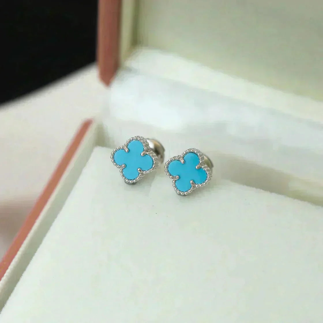¡®Moco¡¯CLOVER MINI 9.5MM ONYX STUD EARRINGS SILVER