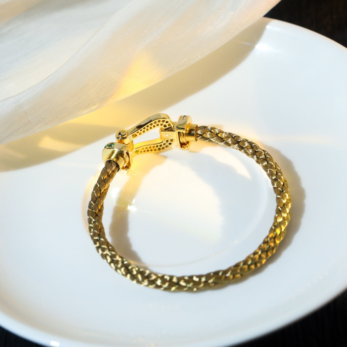 ¡®Moco¡¯FORCE 10 GOLD GREEN DIAMOND PAVED