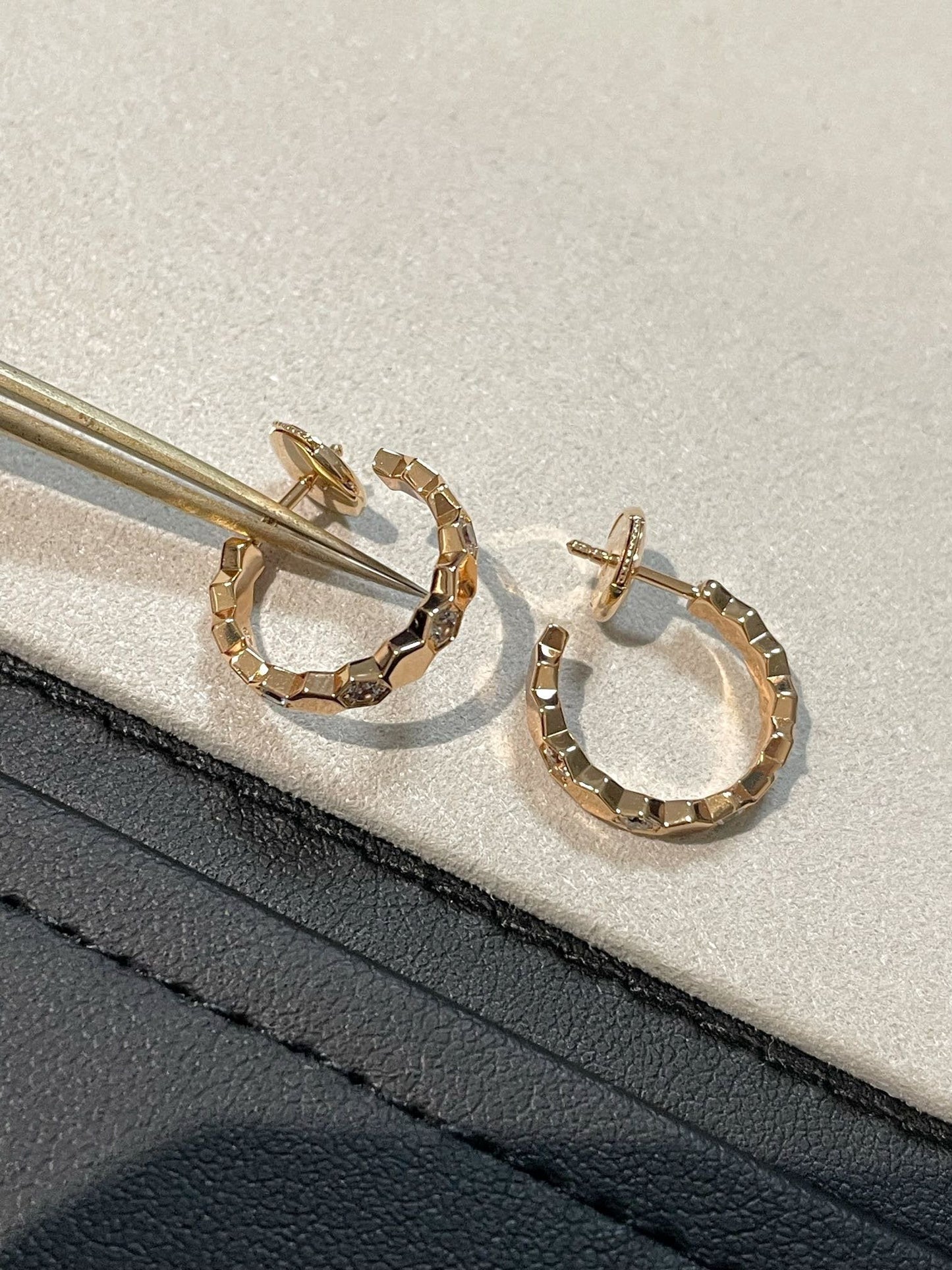 ¡®Moco¡¯BEE LOVE Earrings GOLD DIAMOND
