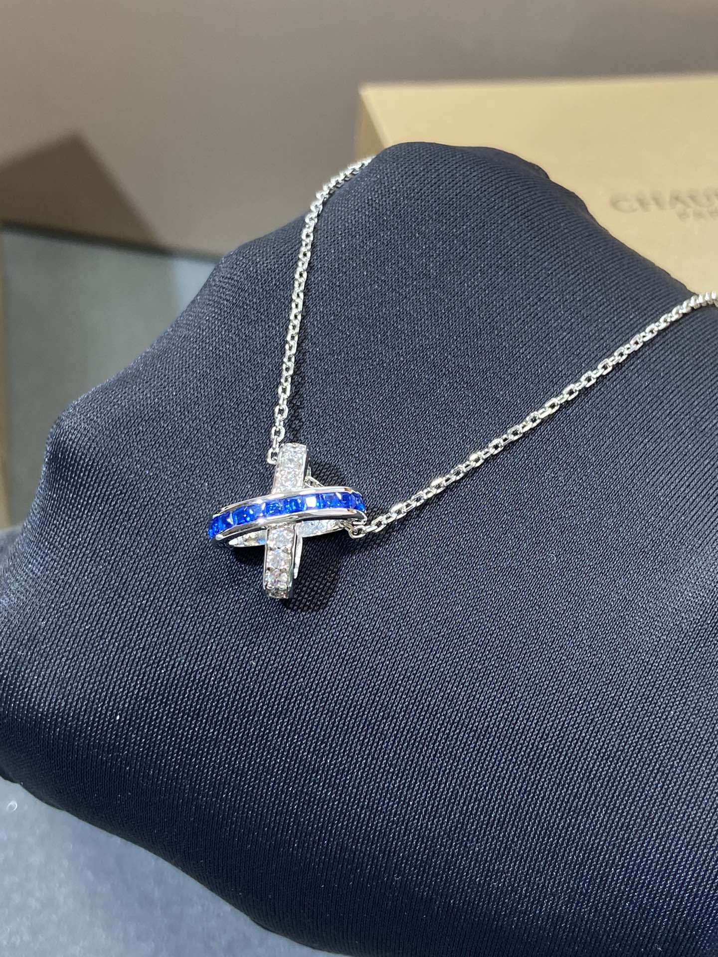 ¡®Moco¡¯LIENS DIAMOND SILVER NECKLACE