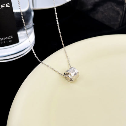 ¡®Moco¡¯BEE MINI PEDANT DIAMOND NECKLACE
