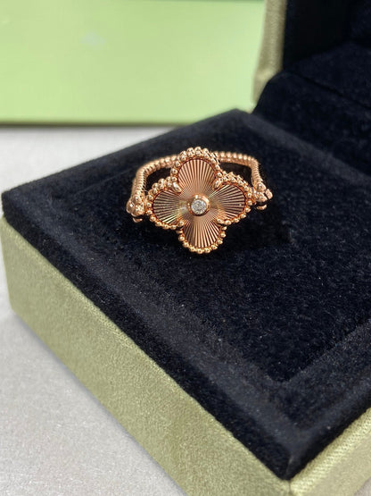 ¡®Moco¡¯CLOVER RIVERSIBLE ROSE GOLD RING