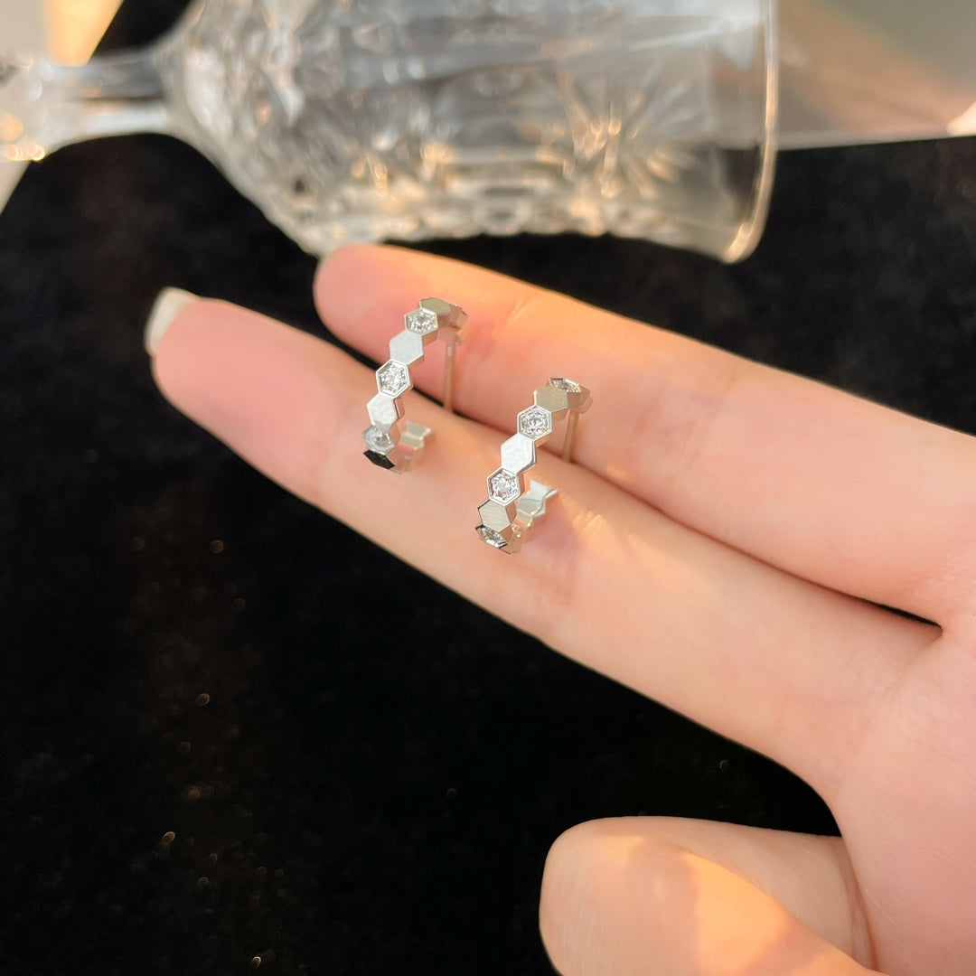 ¡®Moco¡¯BEE LOVE DIAMOND HOOP EARRINGS