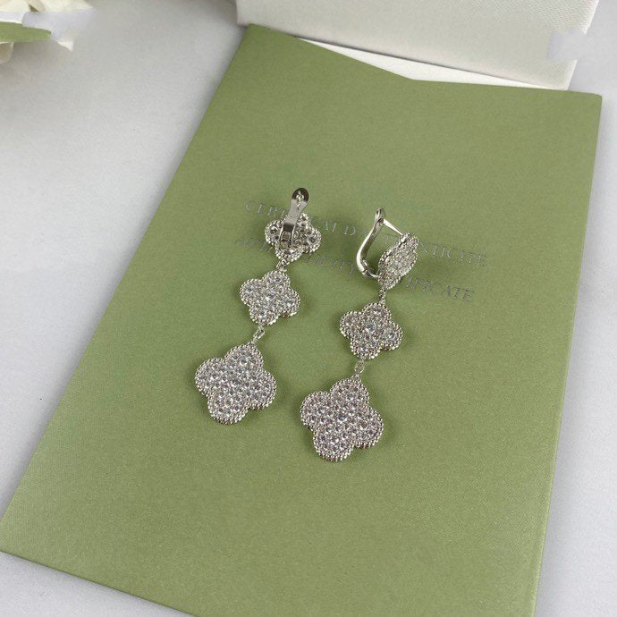 ¡®Moco¡¯CLOVER 3 MOTIF DIAMOND SILVER DROP EARRINGS
